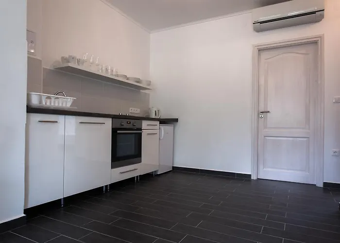 Vitorlas Apartament *